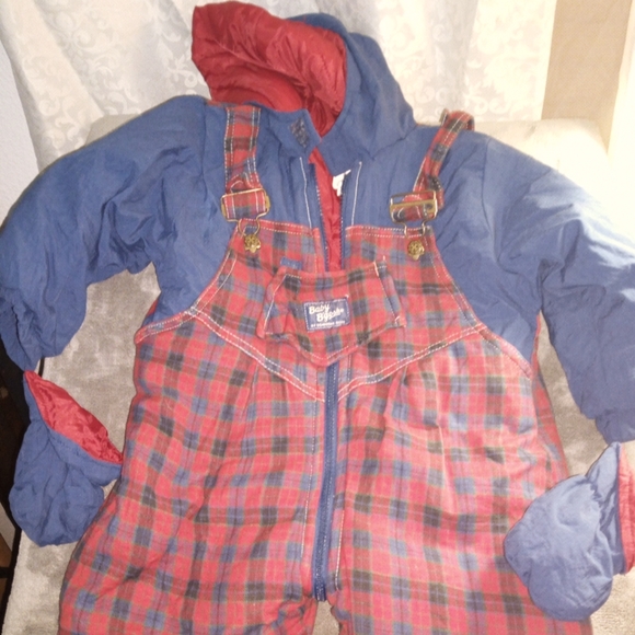 Oshkosh vintage snowsuit 24months attached mittens